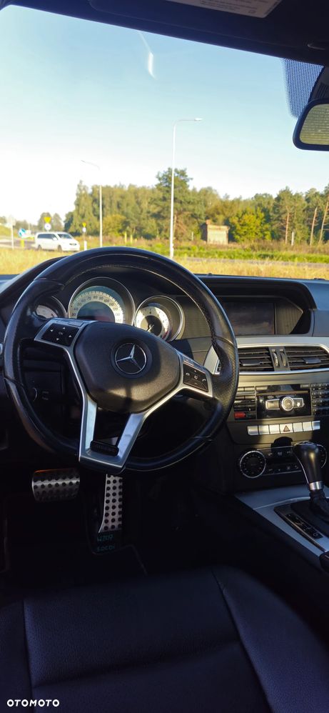 Mercedes-Benz Klasa C 250 CGI Automatik BlueEFFICIENCY SPORT EDITION - 11