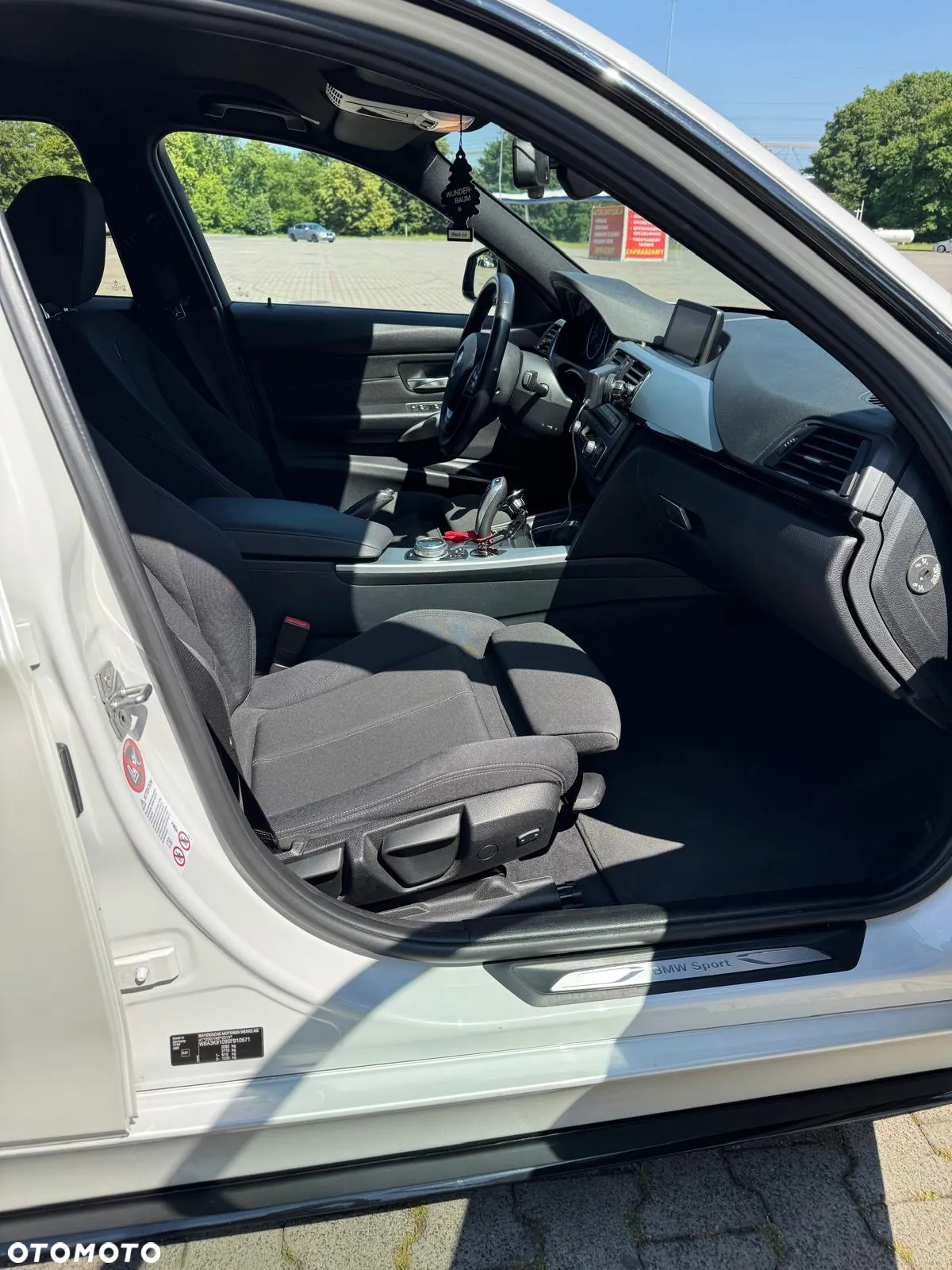 BMW Seria 3 316d Sport Line Shadow - 11