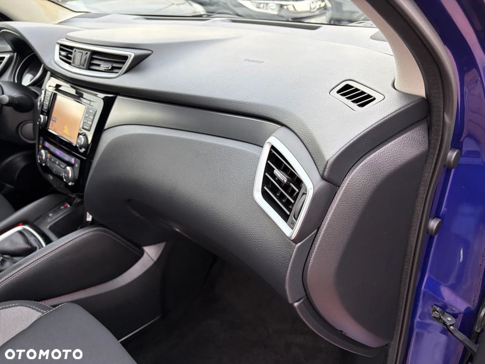 Nissan Qashqai 1.5 dCi N-Connecta EU6 - 26