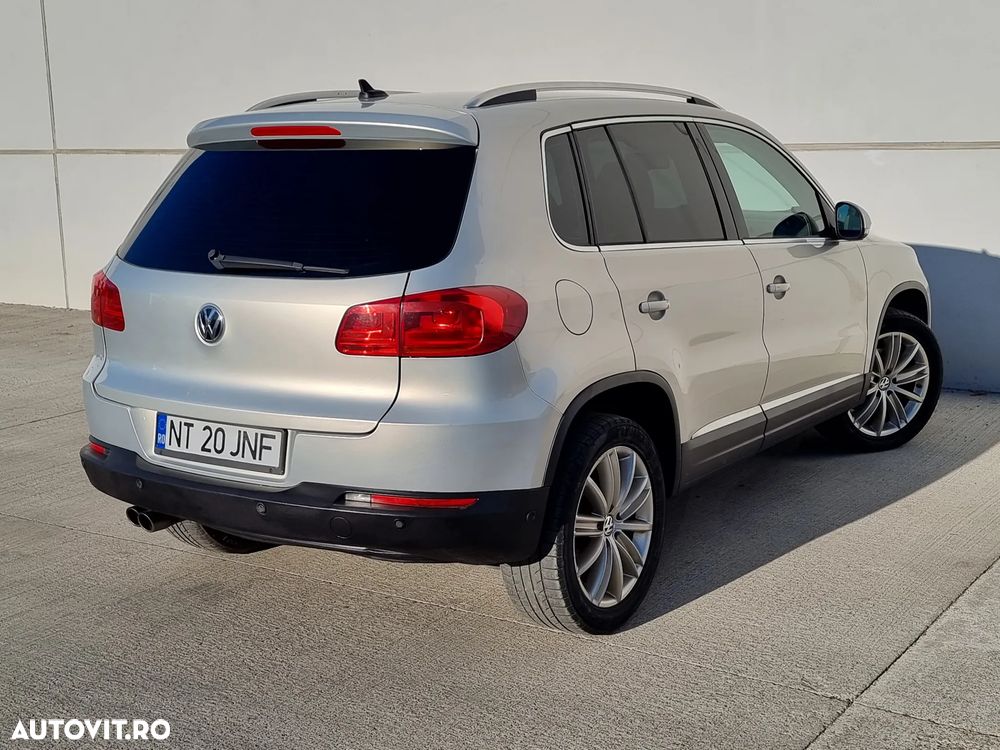 Volkswagen Tiguan 2.0 TDI DPF 4Motion BlueMotion Technology Exclusive - 13