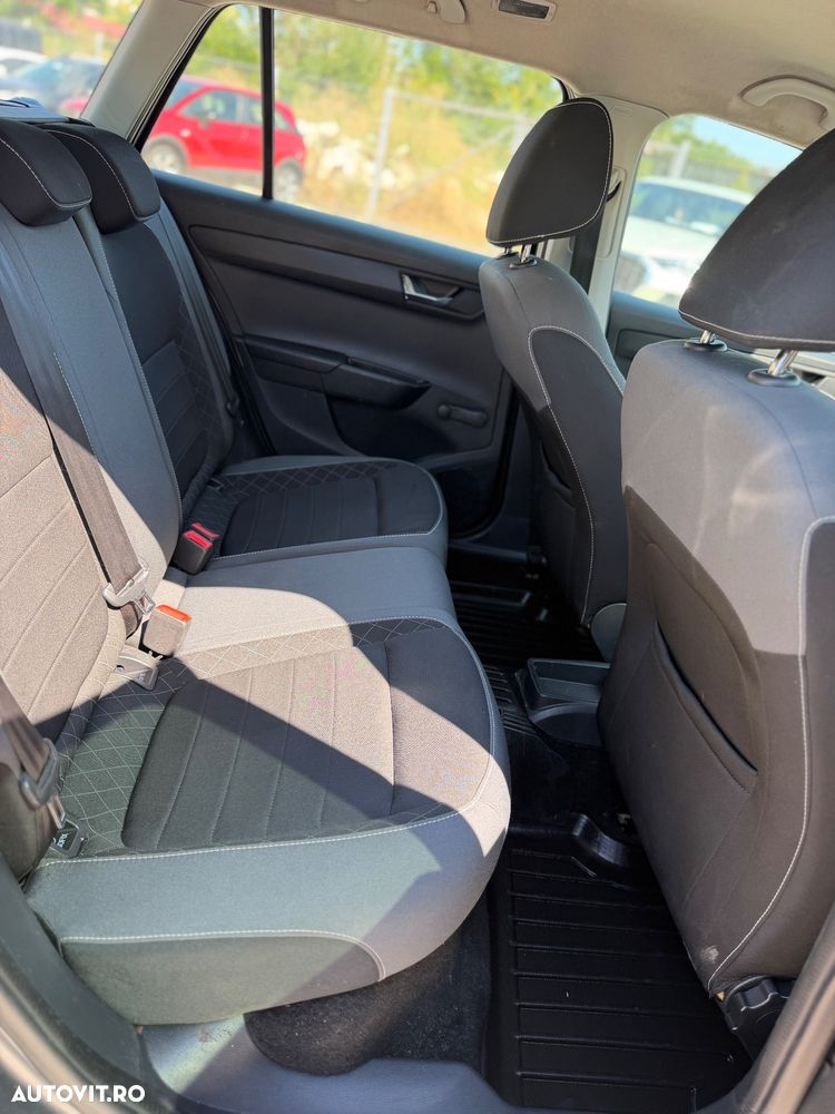 Skoda Fabia 1.0 TSI Ambition - 6