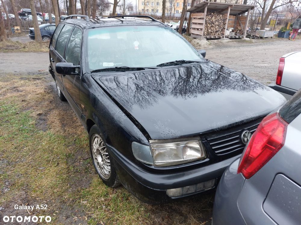 Zderzak VW PASSAT B4 KOMBI 1,9TDI 96R. maska,lampy,drzwi,klapa.... - 1