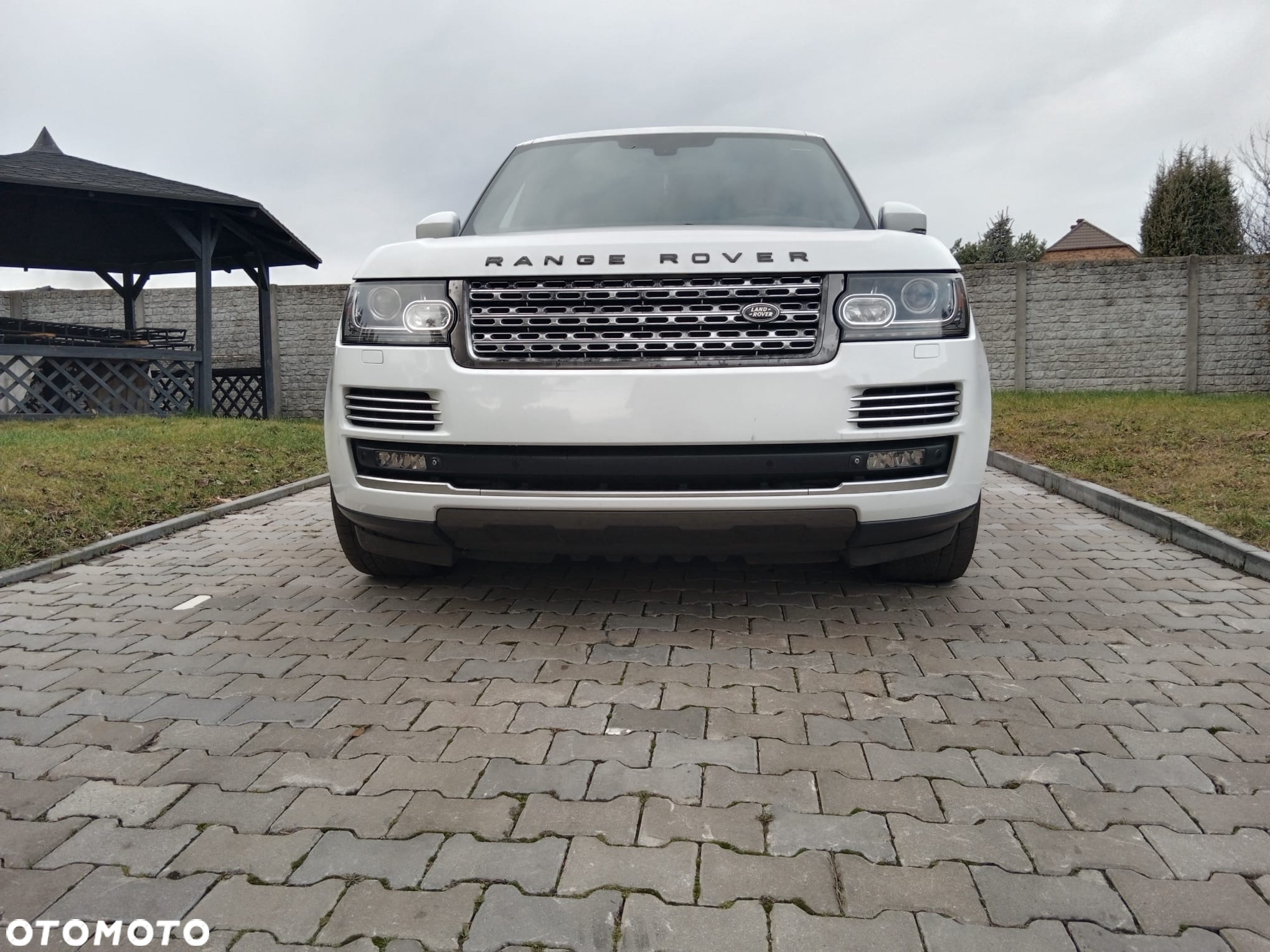 Land Rover Range Rover V8 Supercharged Autobiography - 9