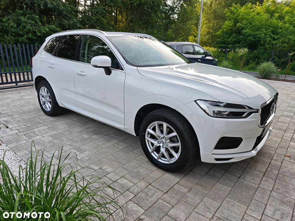 Volvo XC 60 T5 AWD Momentum - 8