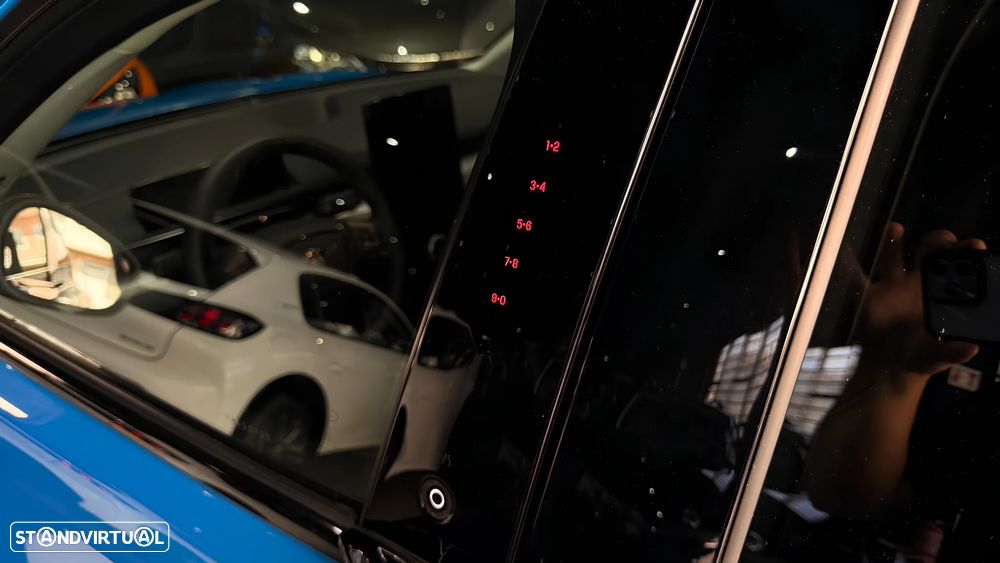 Ford Mustang Mach-E 75.7 kWh Base - 10