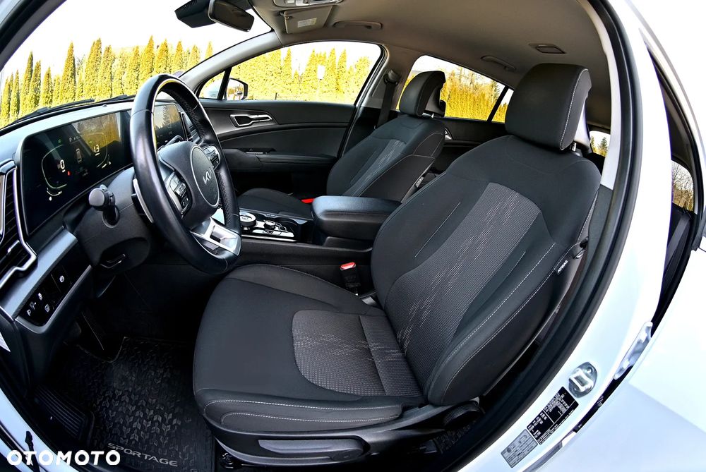 Kia Sportage 1.6 T-GDI HEV Business Line 2WD - 17