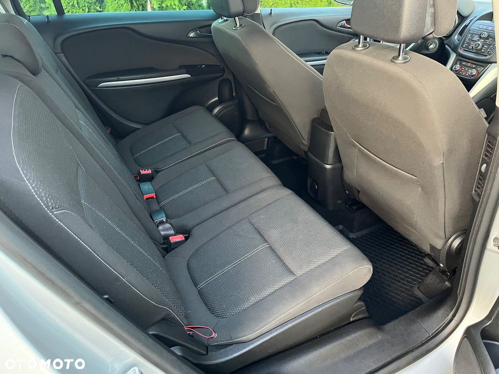 Opel Zafira - 15