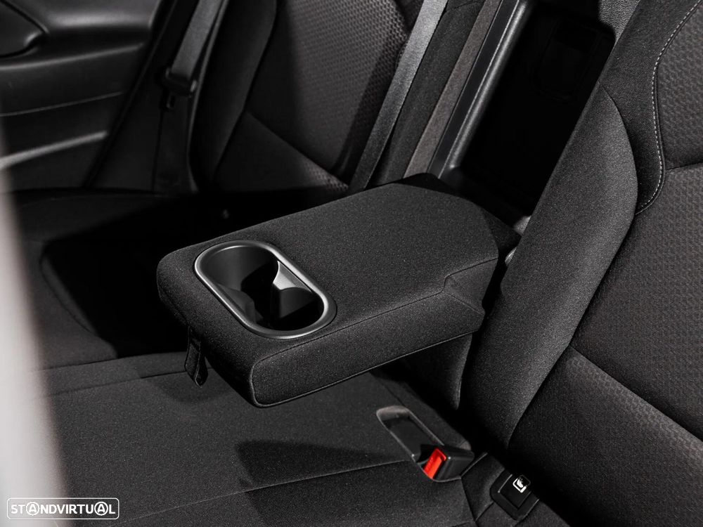 Hyundai i30 1.6 CRDI STyle — fotografia 23