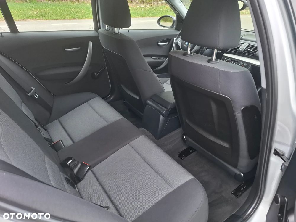BMW Seria 1 - 13