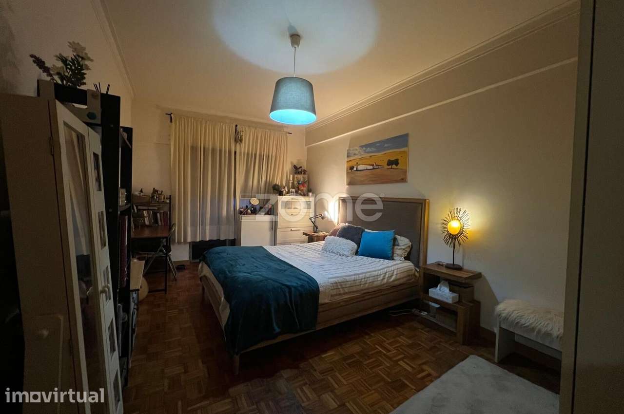 Apartamento T2 com Sótão e Garagem em Mem Martins – Sintra - Grande imagem: 5/23
