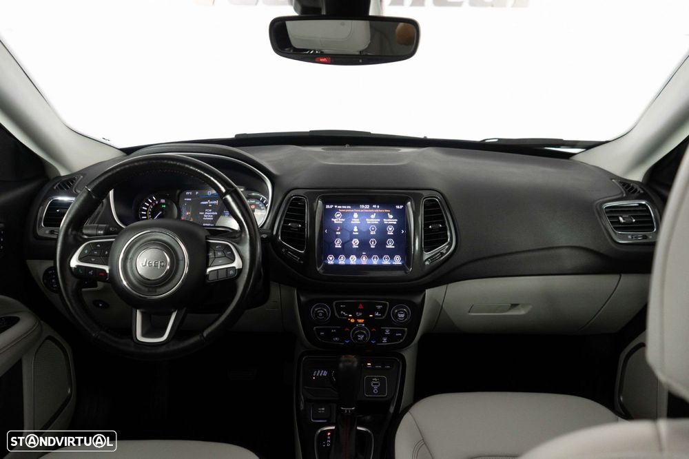 Jeep Compass 1.3 TG Limited - 28