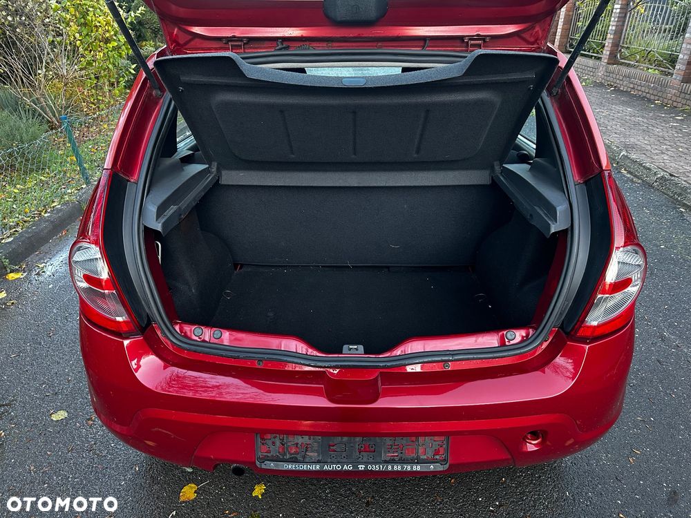 Dacia Sandero 1.2 16V 75 Live - 11