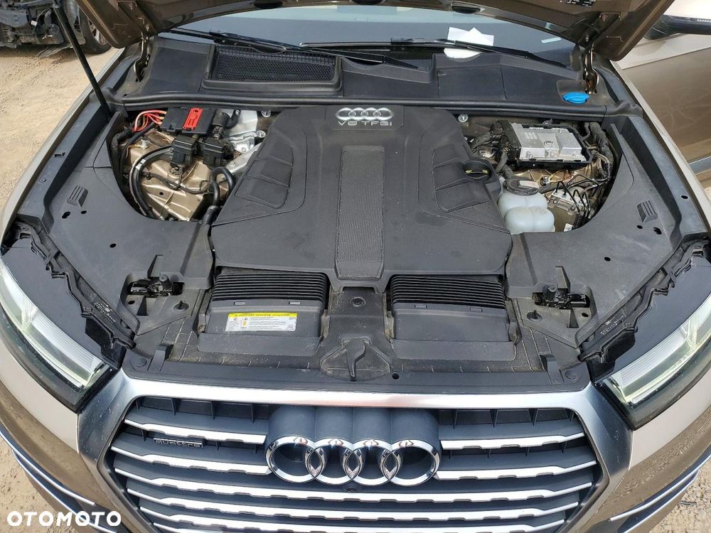 Audi Q7 - 11