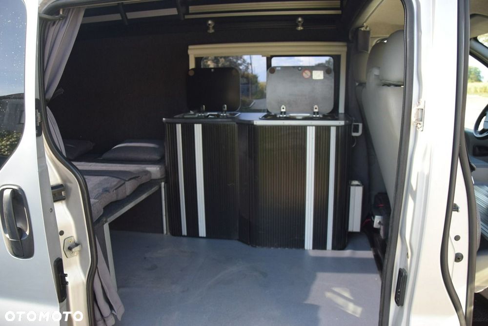 Renault Trafic - 22