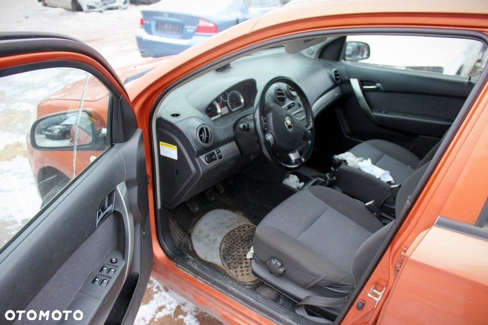 Chevrolet Aveo T250 2006 1.4i 16V F14D3 Sedan (MASKA, ZDERZAK, LAMPA, BŁOTNIK, DRZWI, SZYBA, FOTEL) - 6
