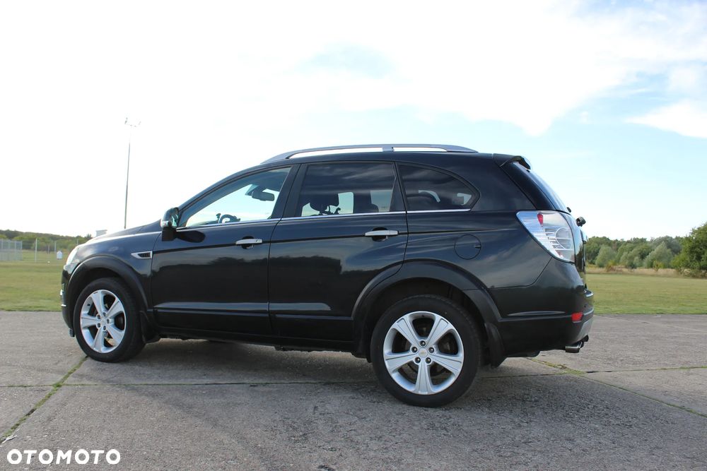 Chevrolet Captiva 2.2 d LTZ - 13