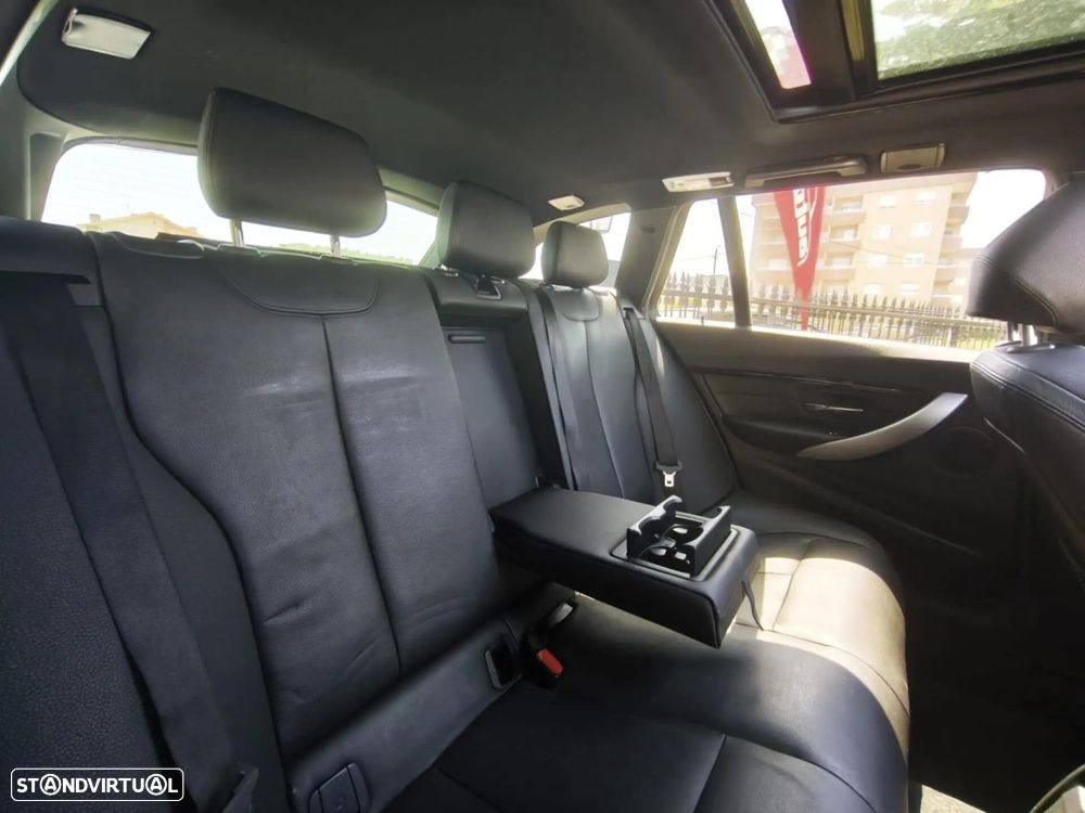 BMW 320 d Aut. M Sport - 12