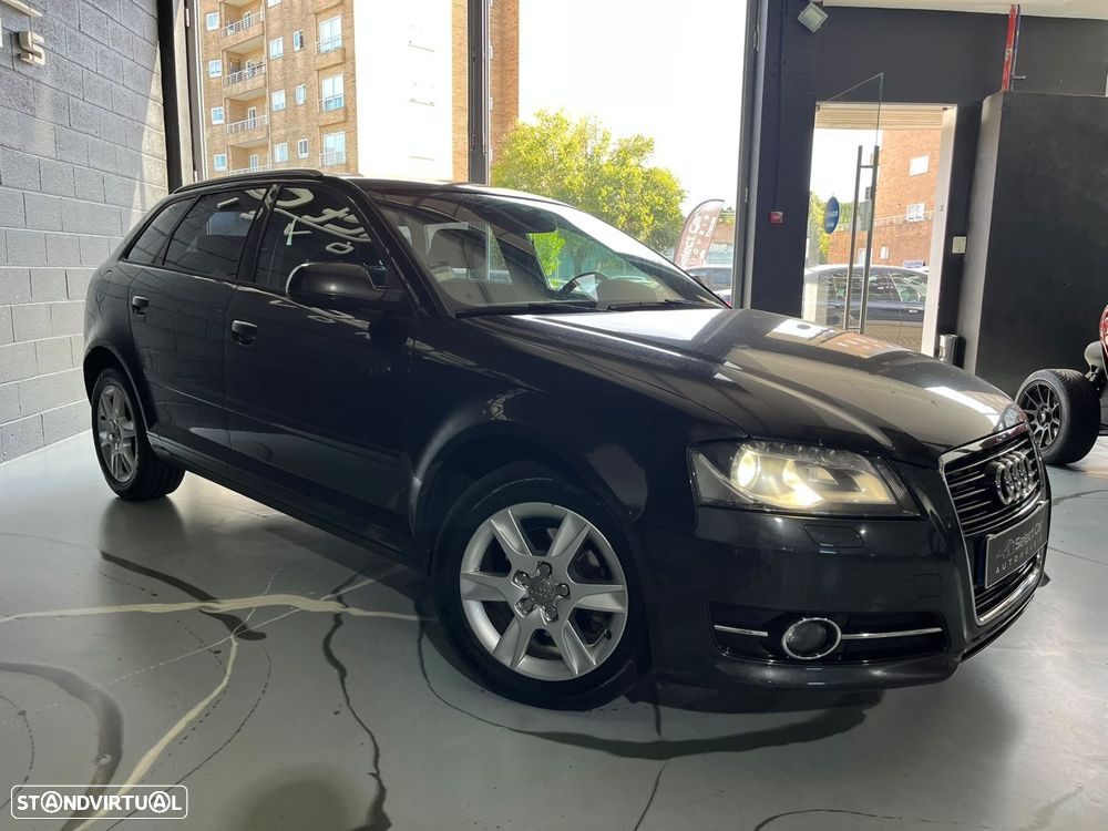 Audi A3 Sportback 1.6 TDI Attraction - 4