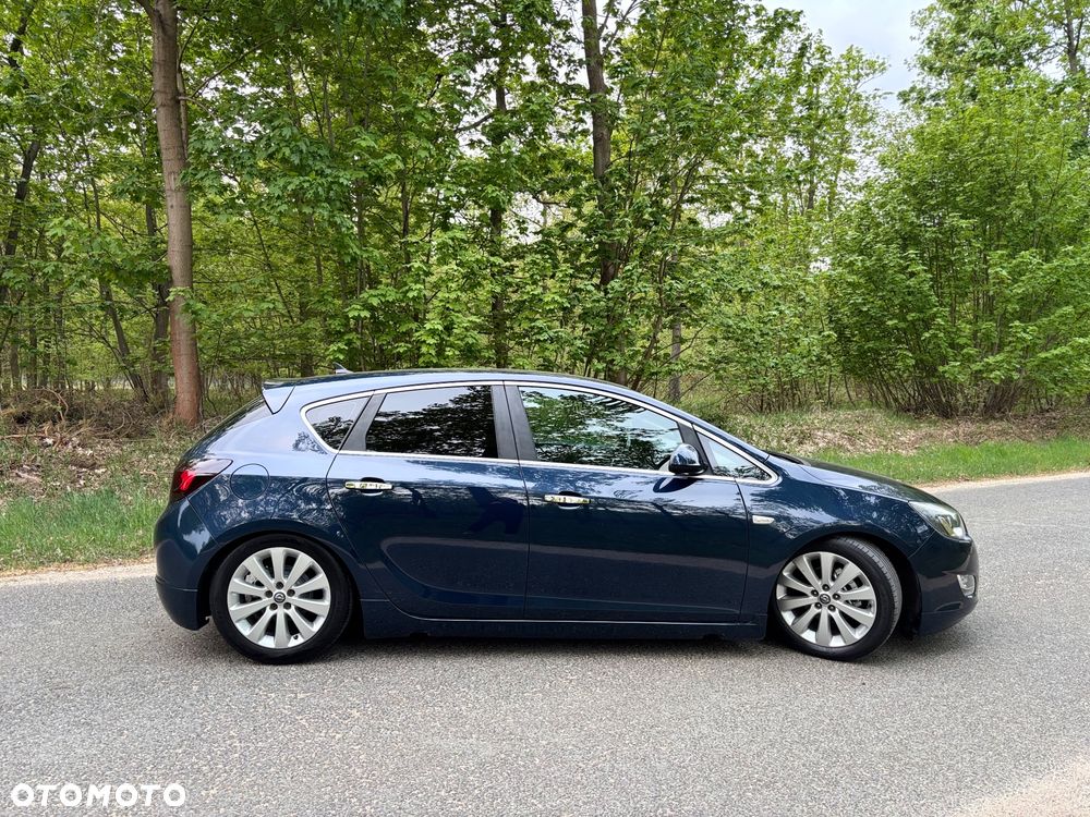 Opel Astra - 16