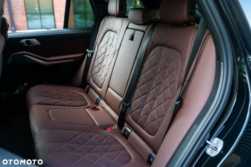 BMW X5 xDrive30d mHEV - 26