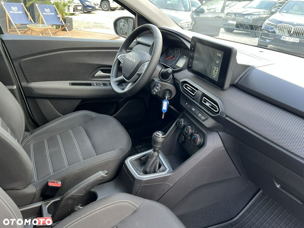 Dacia Sandero - 10