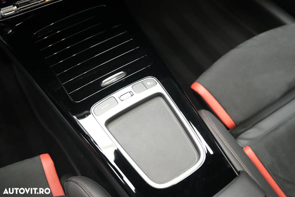 Mercedes-Benz CLA AMG 45 S 4MATIC+ Coupe - 17