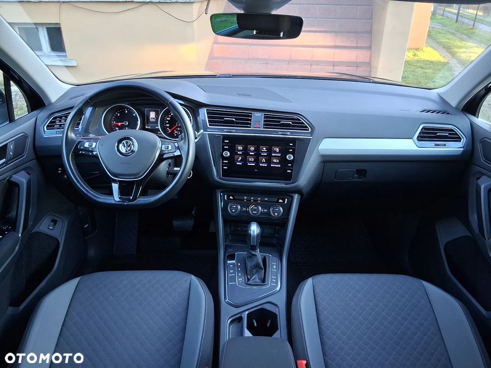 Volkswagen Tiguan - 8