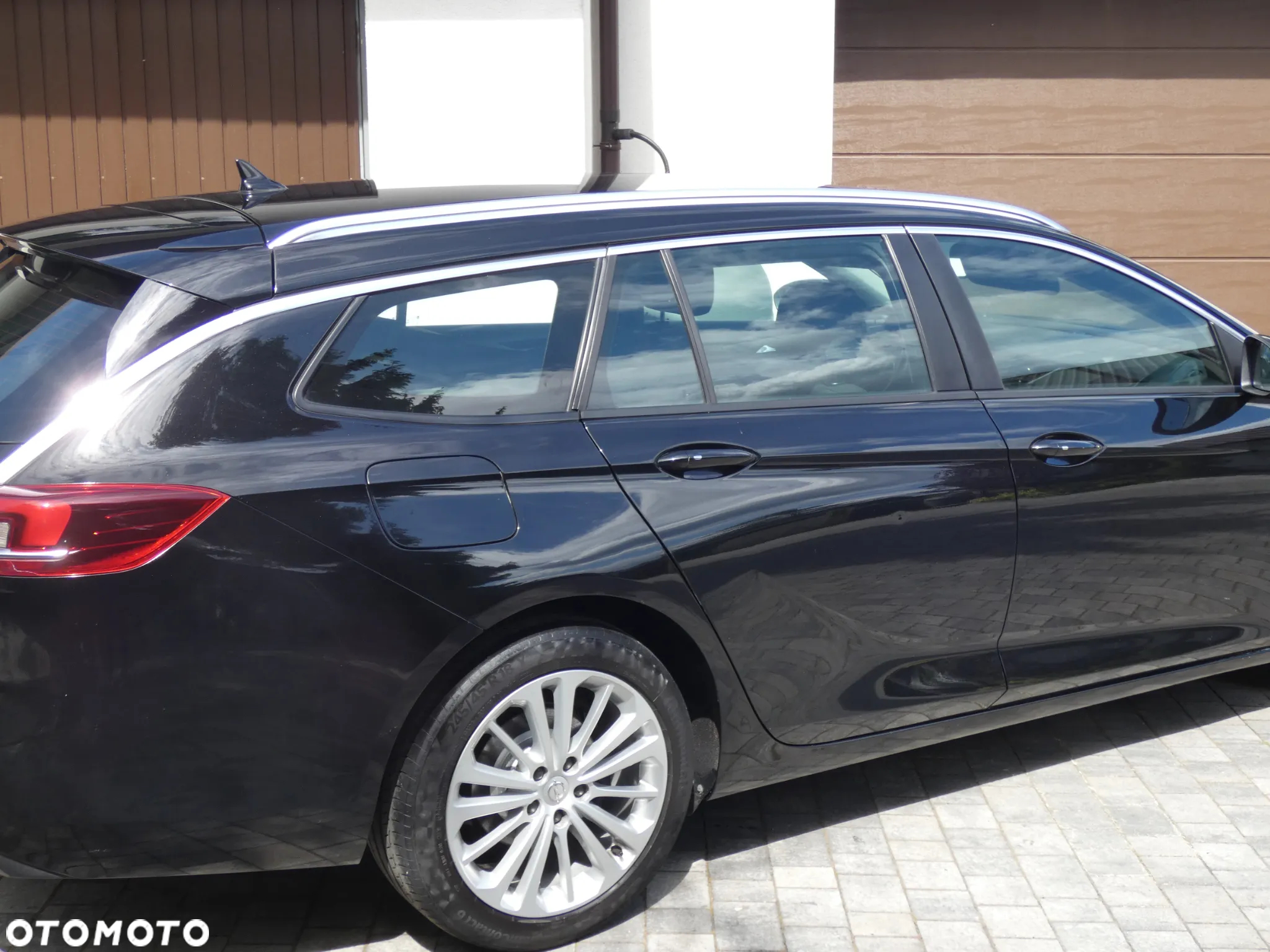 Opel Insignia Sports Tourer 1.6 Diesel Automatik Ultimate - 11