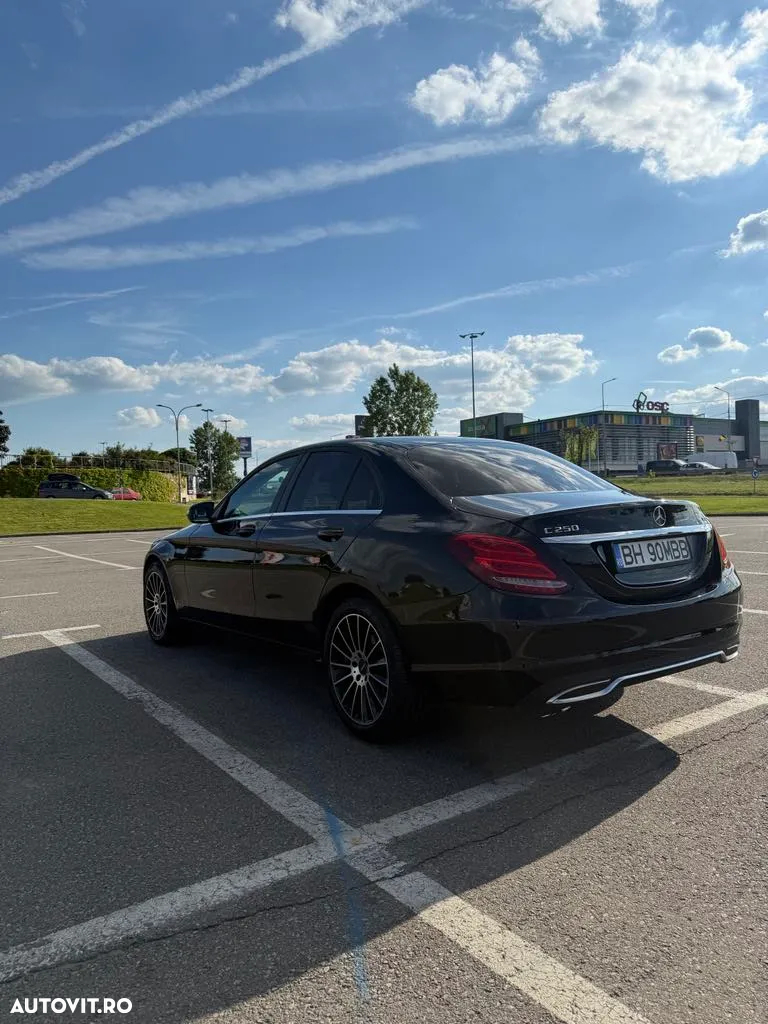 Mercedes-Benz C 250 d 4MATIC Aut. - 4