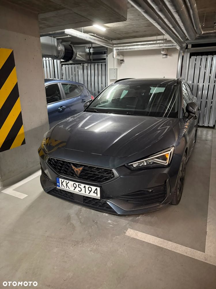 Cupra Leon Sportstourer - 2