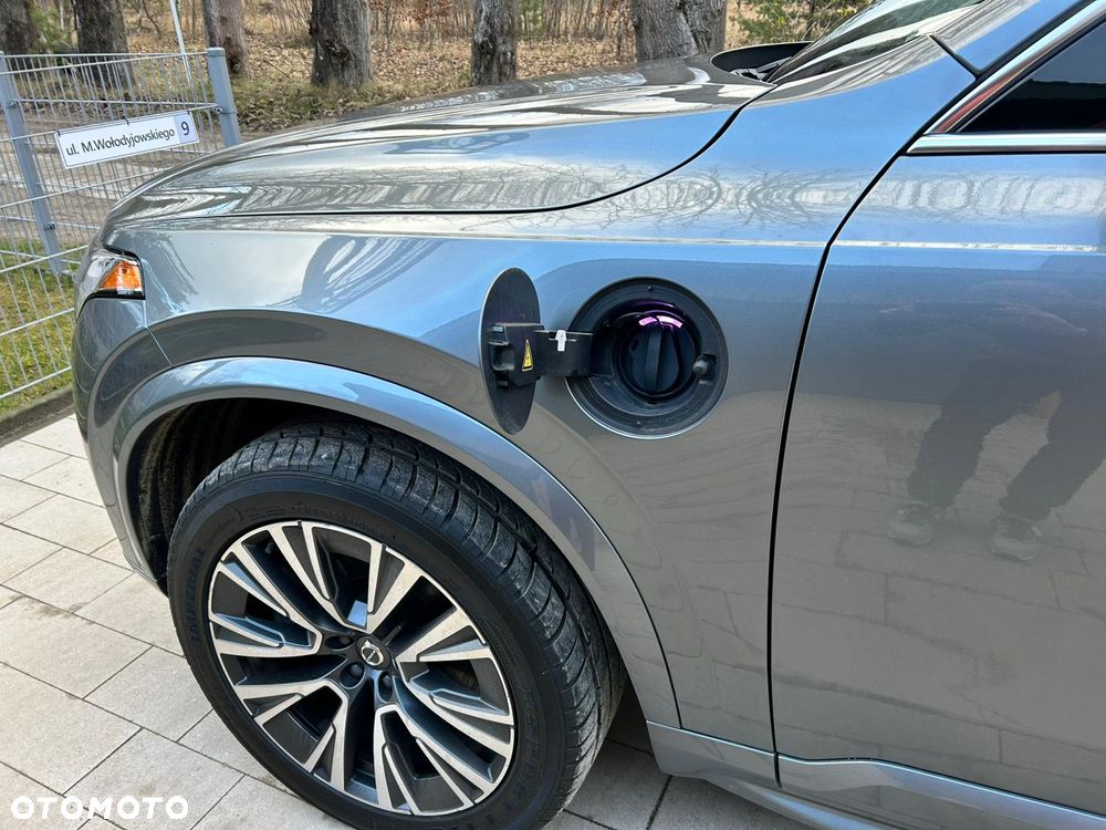 Volvo XC 90 - 23
