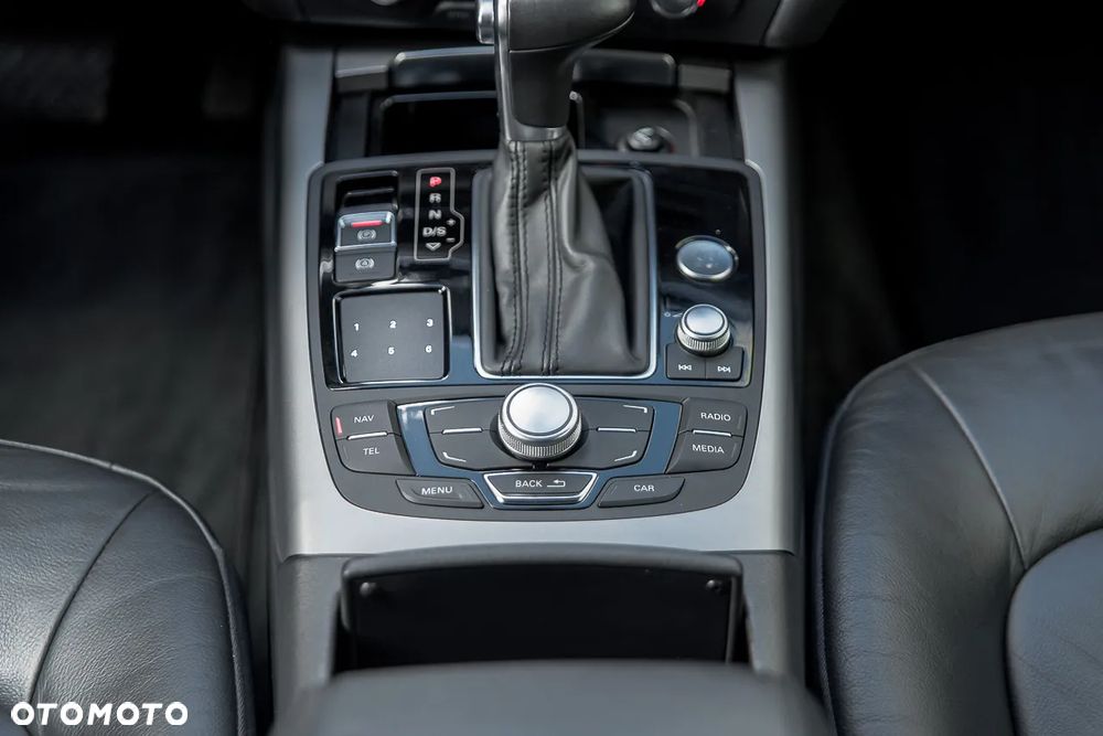 Audi A6 Avant 2.0 TDI Ultra S tronic - 30