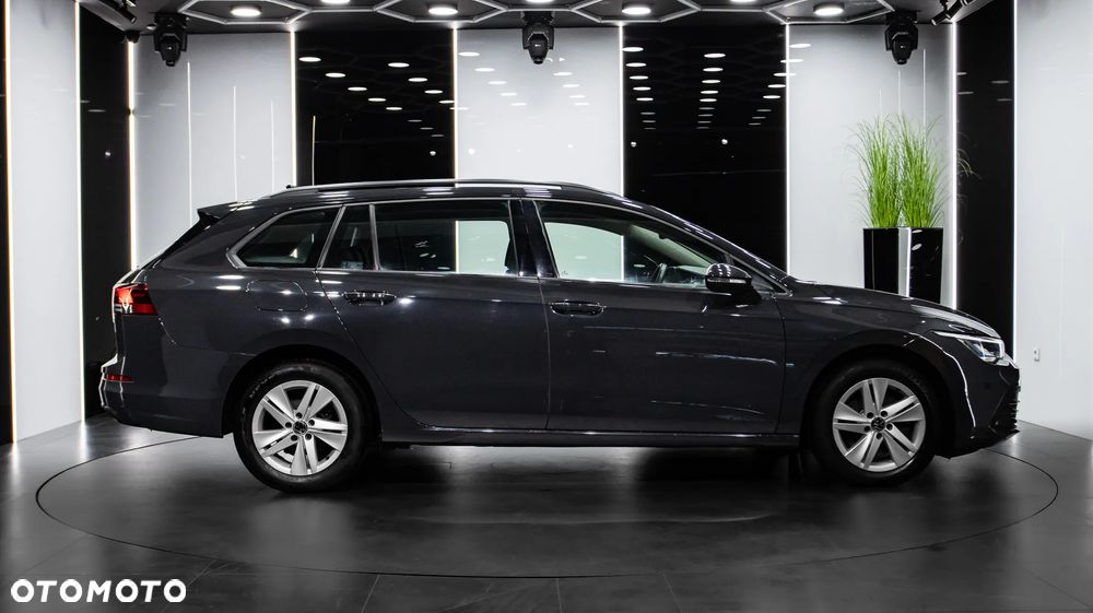 Volkswagen Golf Variant 2.0 TDI Life - 8