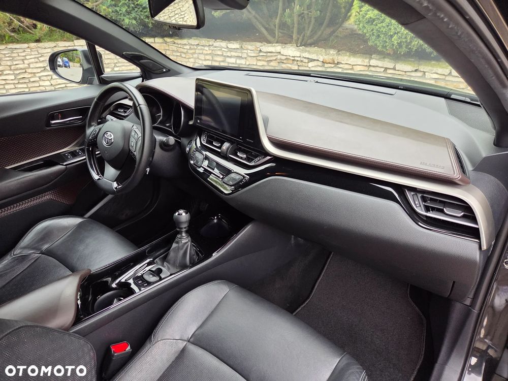 Toyota C-HR 1.2 T Prestige - 22