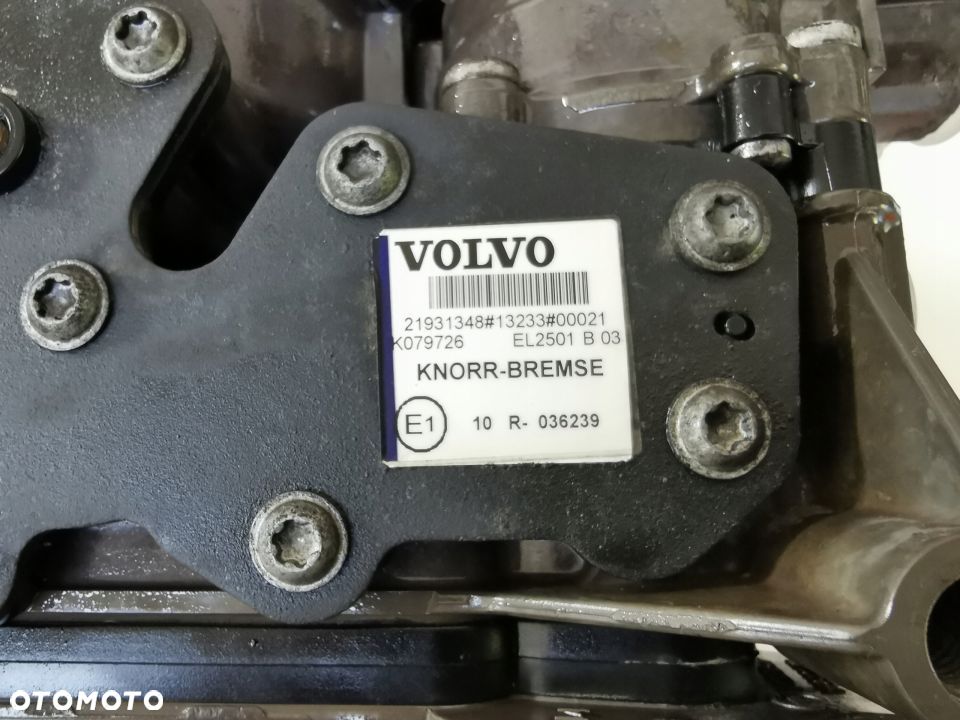 OSUSZACZ APM EAC VOLVO FH4 21931348 - 4