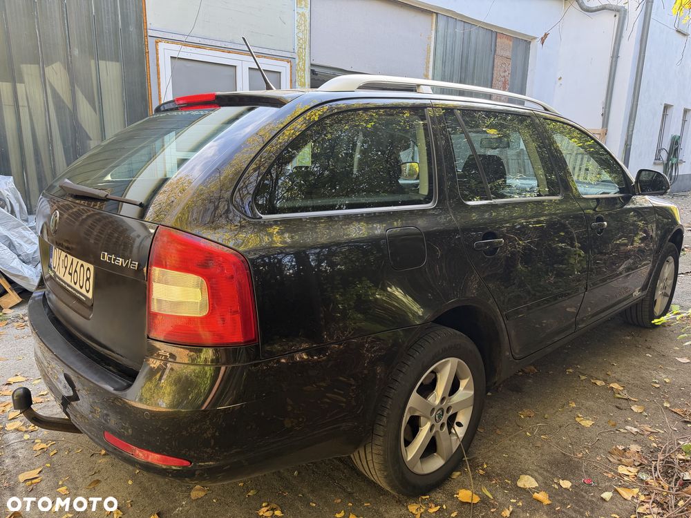 Skoda Octavia 2011 photo 4