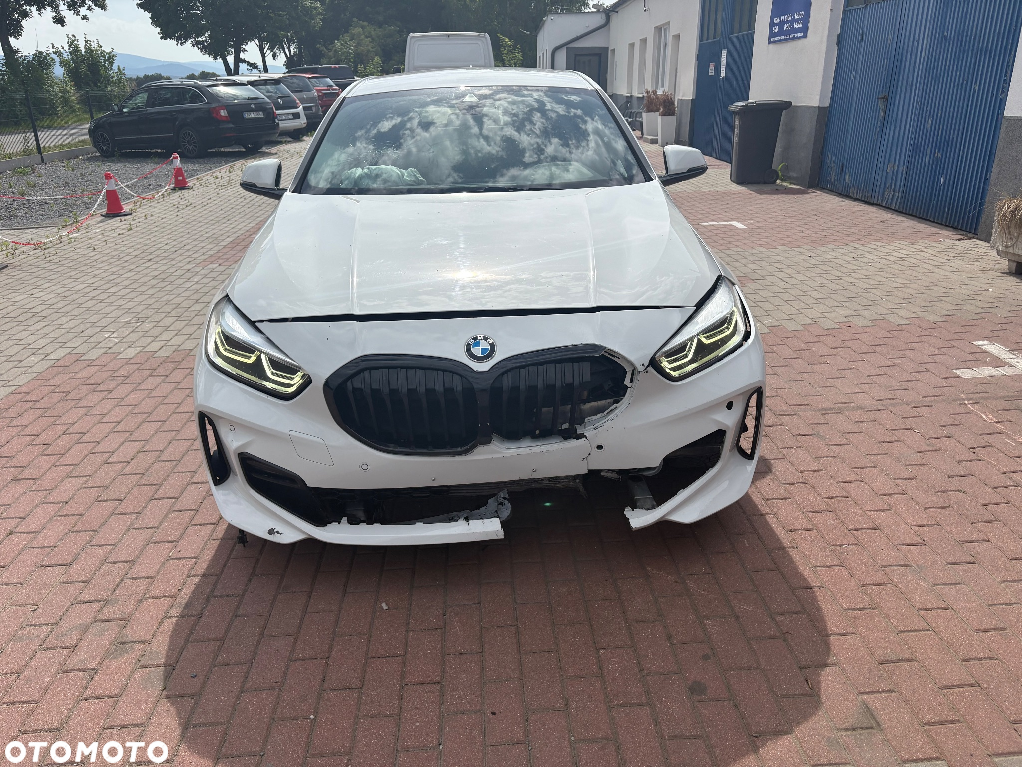 BMW Seria 1 118i M Sport - 4