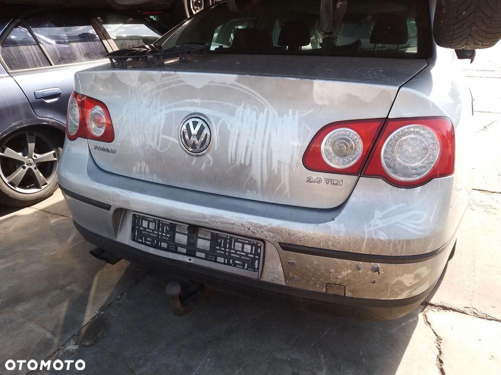 VW PASSAT B6 05-09r - RADIO - 8