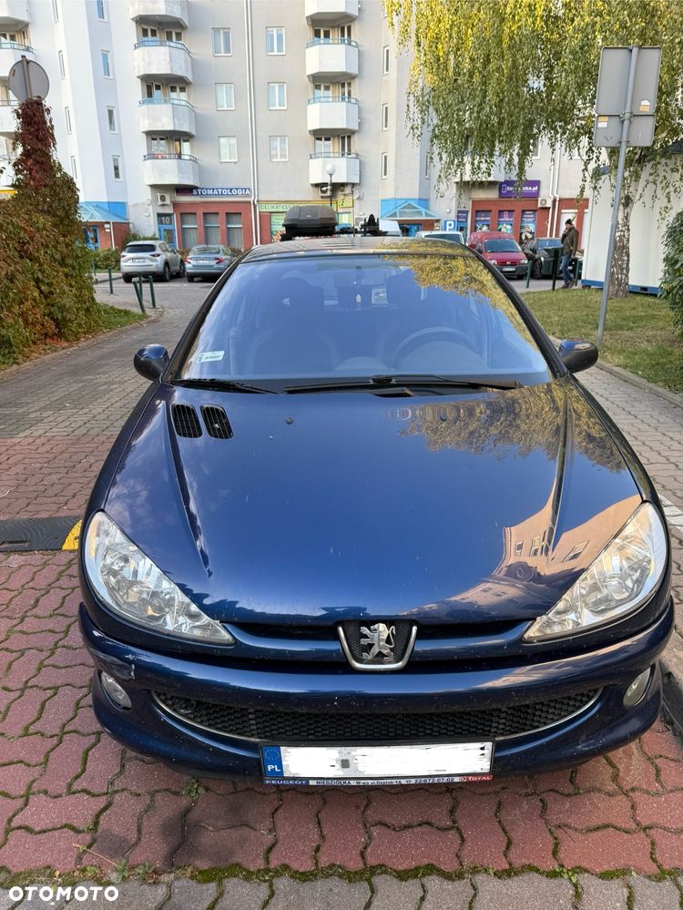 Peugeot 206 - 1