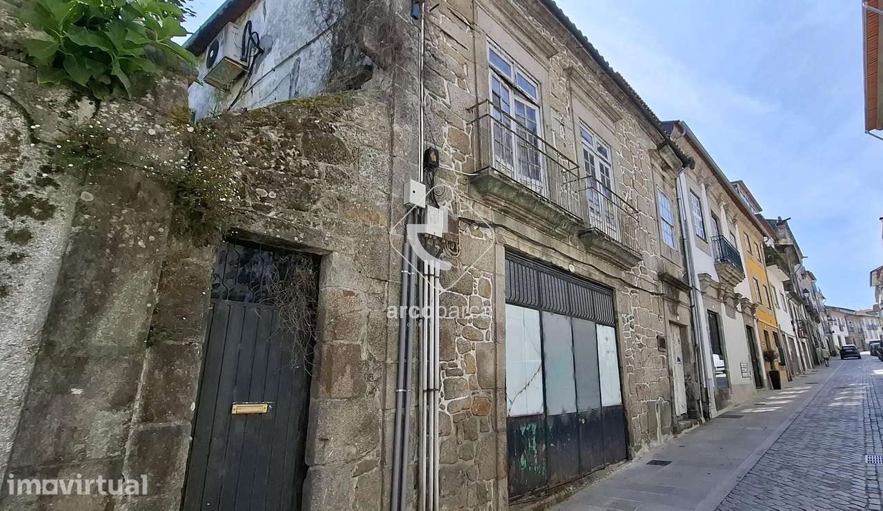 Prédio Zona histórica para reabilitação - Ponte de Lima - Grande imagem: 4/18