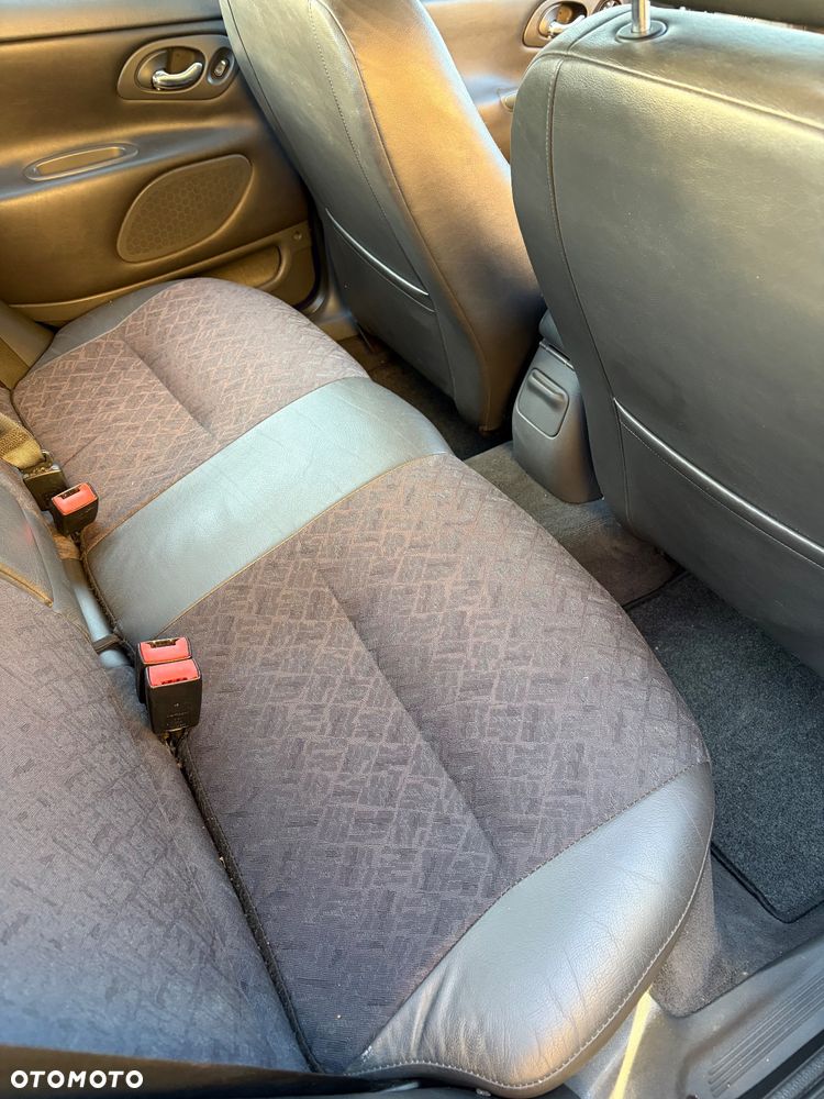 Ford Mondeo - 10