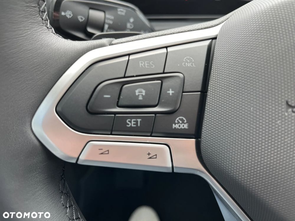 Volkswagen T-Roc 1.5 eTSI Style DSG - 30