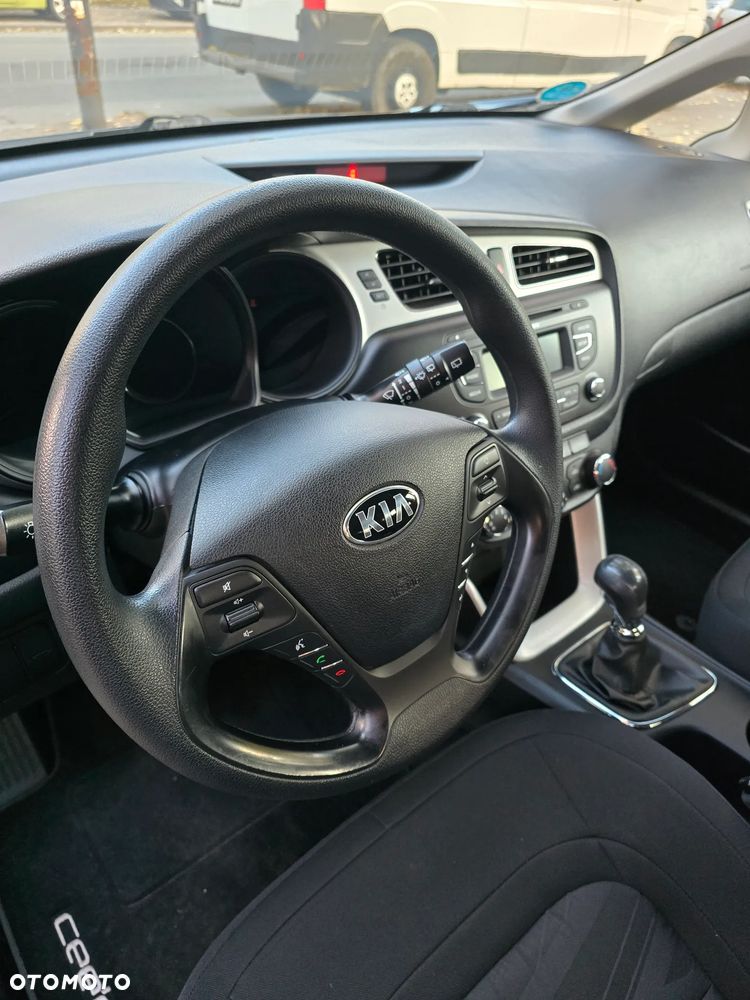 Kia Ceed - 17