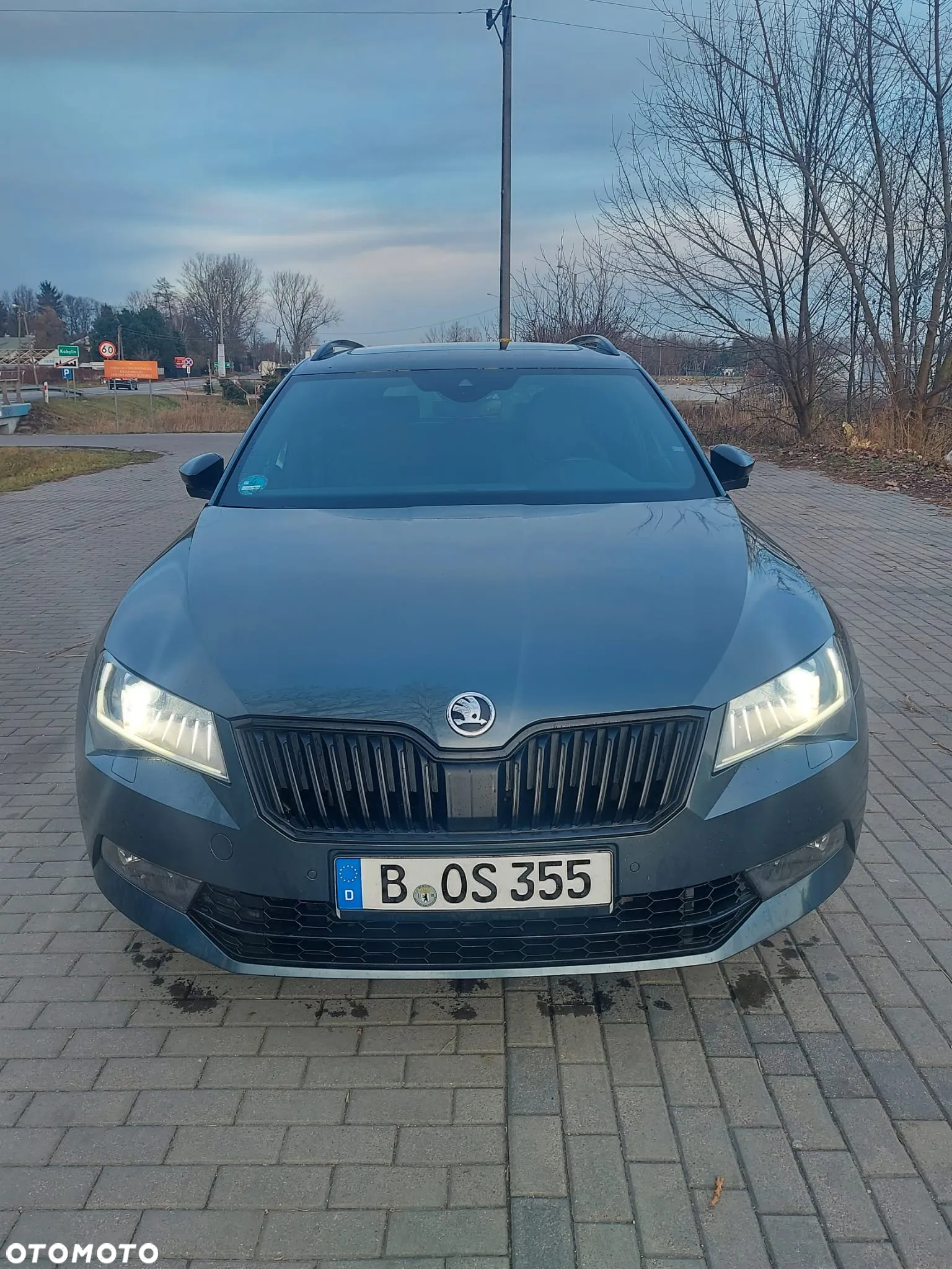 Skoda Superb Combi 2.0 TSI 4x4 DSG Ambition - 10