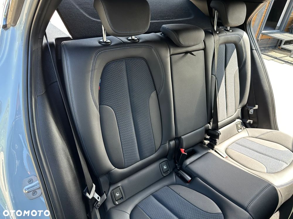BMW X2 - 24