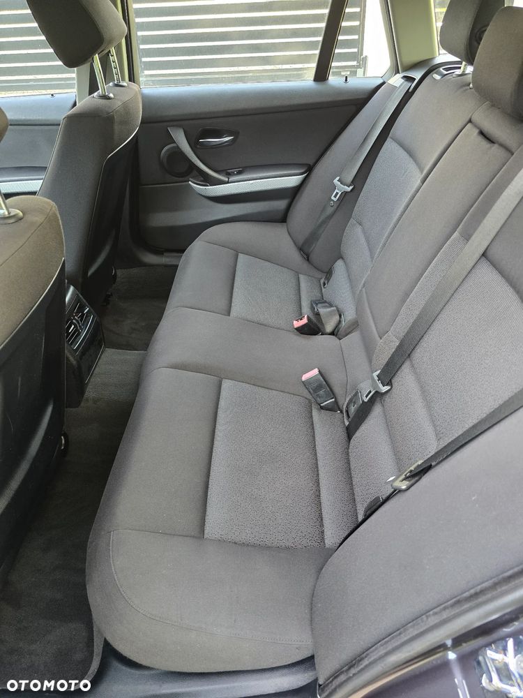 BMW Seria 3 320d DPF - 7