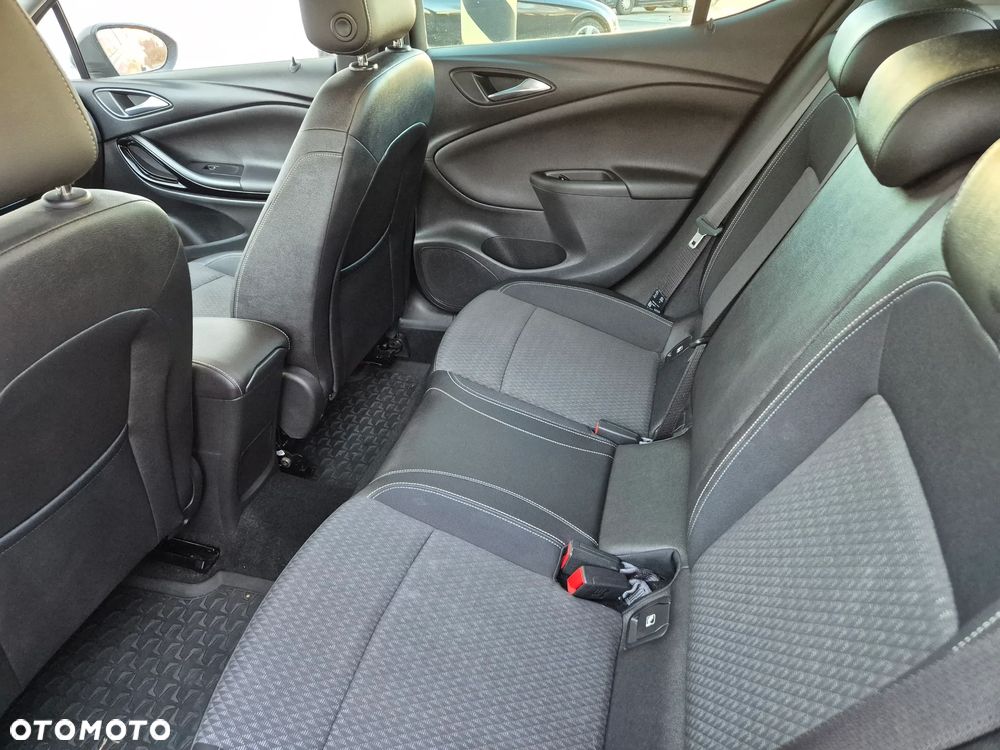 Opel Astra 1.4 Turbo Start/Stop Innovation - 25