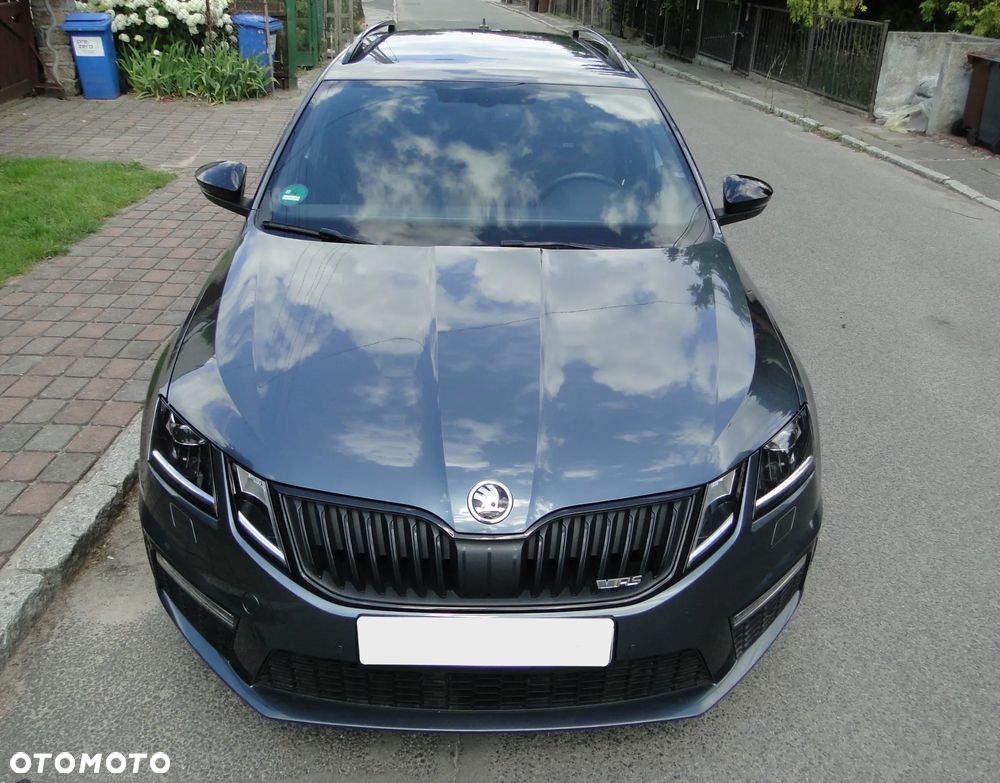Skoda Octavia 2.0 TDI RS Challenge DSG - 2