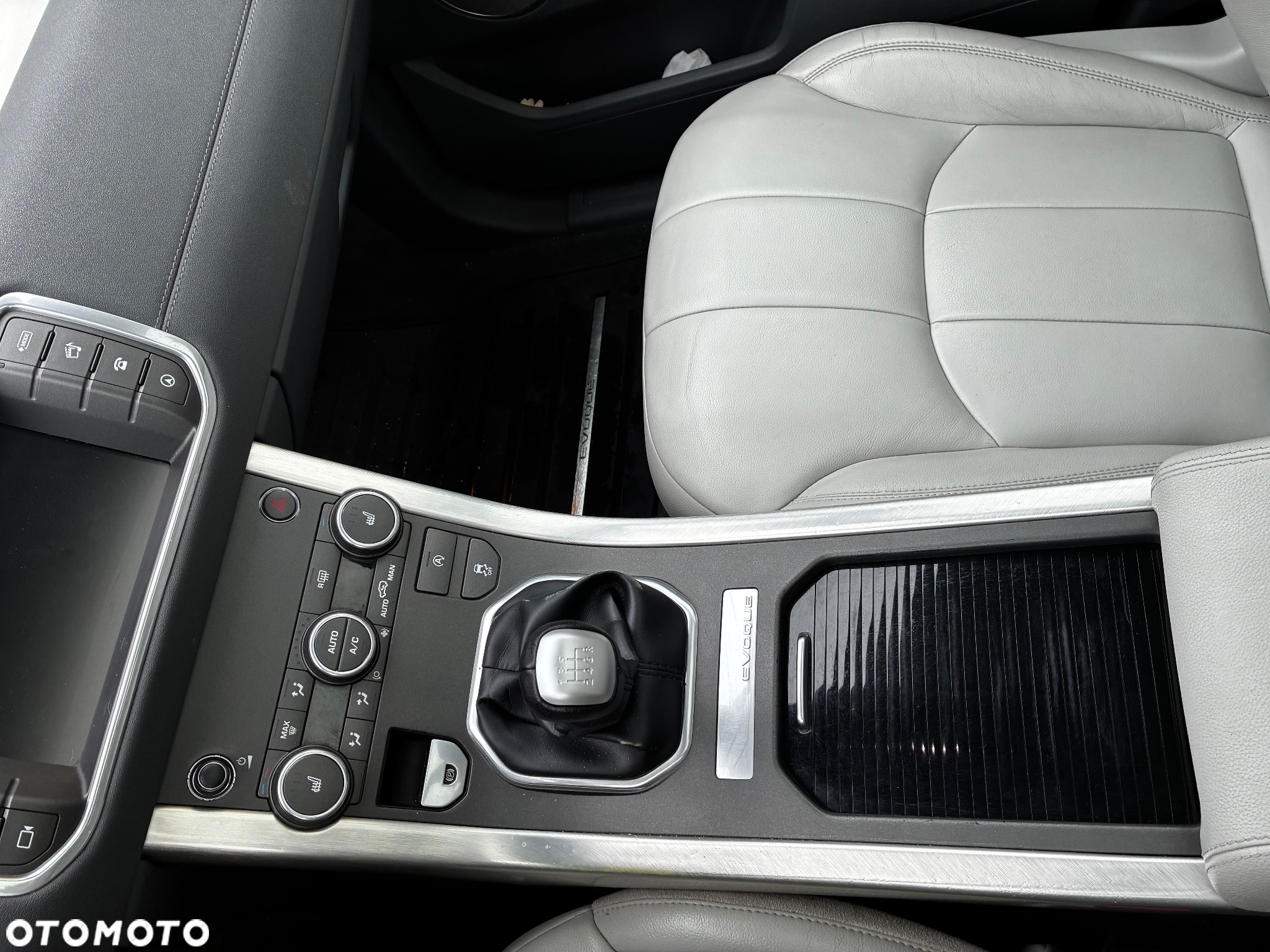 Land Rover Range Rover Evoque 2.0 D150 R-Dynamic - 13