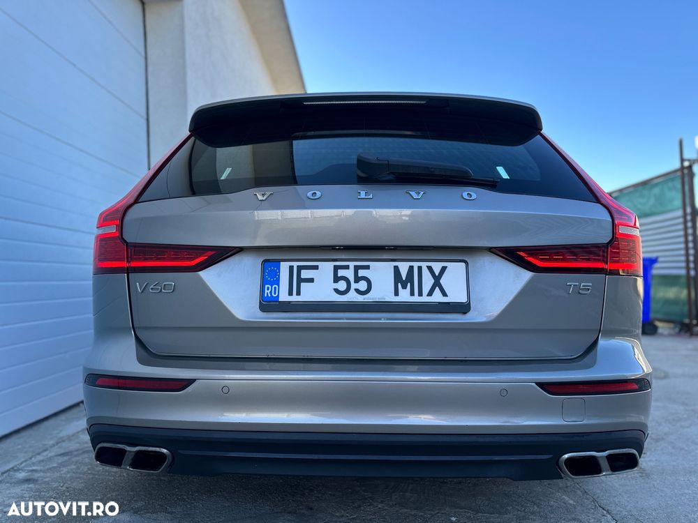 Volvo V60 T5 Geartronic Momentum - 8